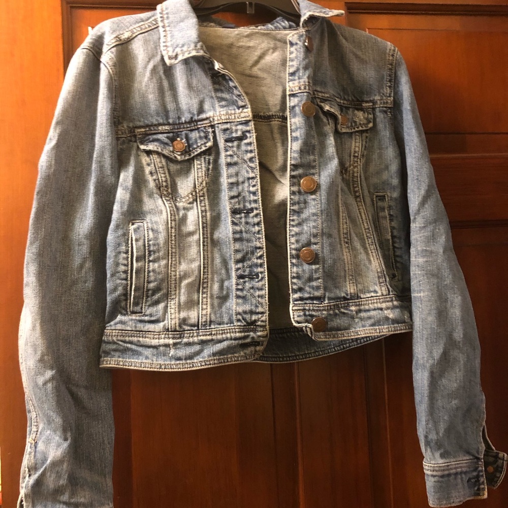 American Eagle Jean Jacket!